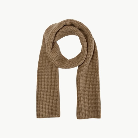 Everlane The Waffle Knit Scarf 100% Wool | RWS Certified | One Size | Camel Tan - Picture 3 of 7